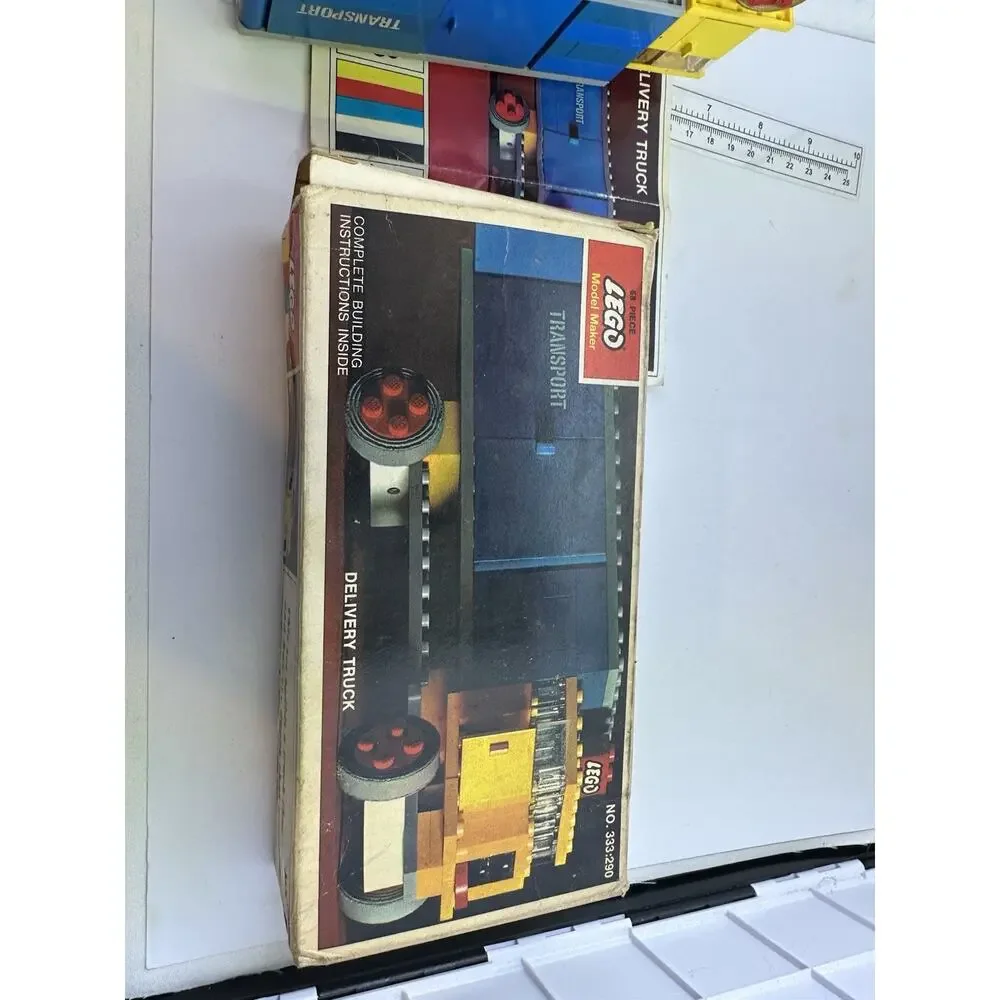 LEGO Model Maker Delivery Truck 333:290 Complete Set 68 Pieces Plastic